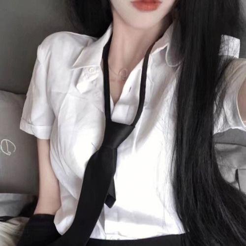 咸湿特务